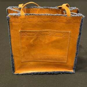 Y2K Wilsons Tooled Leather Fringe Edges Embossed Shoulder Bag